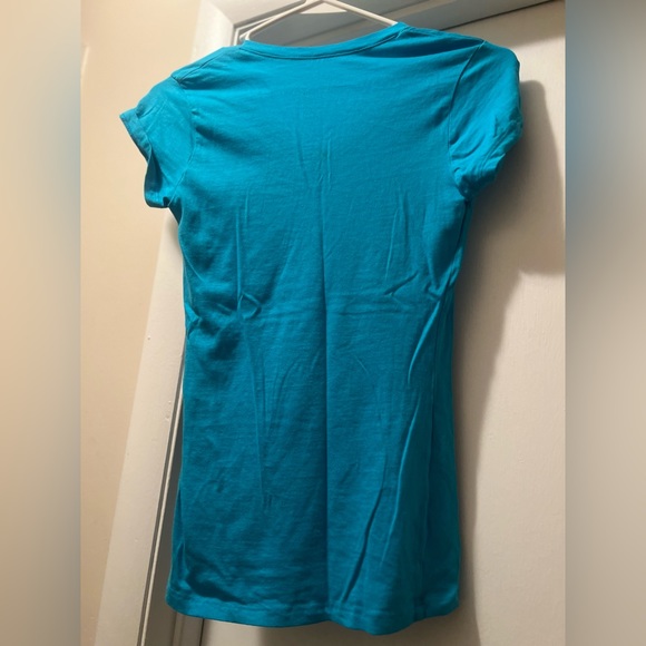 Turquoise t-shirt - Picture 2 of 2